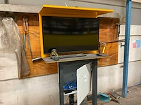 Monitor in verrijdbaar frame - afbeelding 2 van  5
