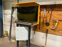 Monitor in verrijdbaar frame - afbeelding 3 van  5