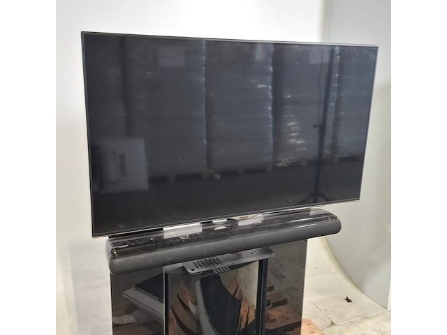 Monitor op standaard en 1x monitor (defect), panasonic, tx-48cx400e - afbeelding 6 van  11