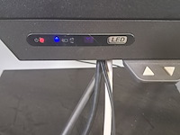 Monitor op standaard, i3touch, v7004 t10 v-sense - afbeelding 7 van  13