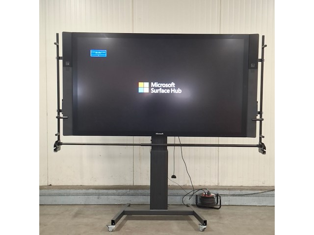 Monitor op standaard, microsoft, 1596 - afbeelding 1 van  11
