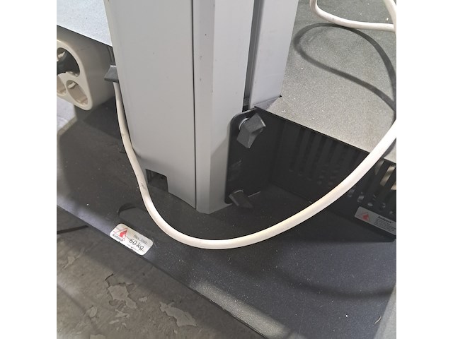 Monitor op standaard, sharp, pn-r703 - afbeelding 8 van  9