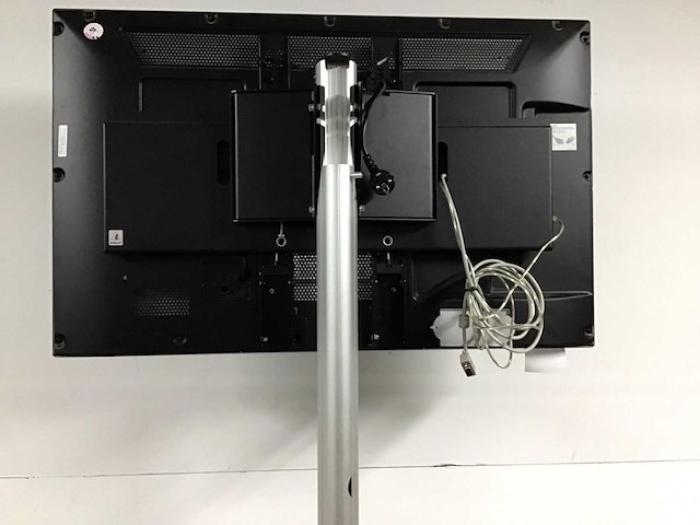 Monitor op standaard - afbeelding 2 van  3