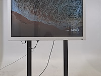 Monitor op standaard - afbeelding 1 van  10