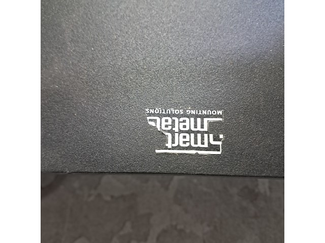 Monitor op standaard - afbeelding 7 van  10