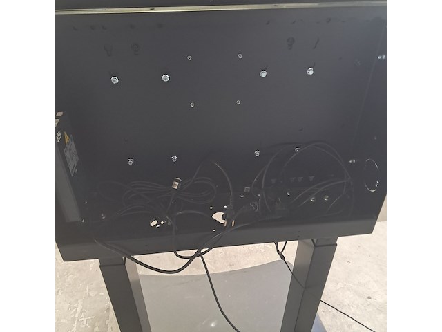 Monitor op standaard - afbeelding 8 van  10