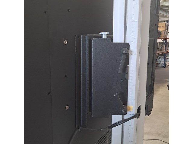 Monitor op stander, sharp, pn-r703 - afbeelding 10 van  10