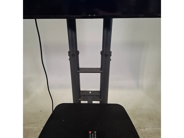 Monitor op verrijdbare standaard, samsung, dc55e - afbeelding 6 van  12