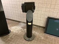 Monitor op zuil - afbeelding 3 van  4