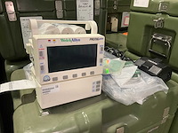Monitor patient vital signs - afbeelding 1 van  8