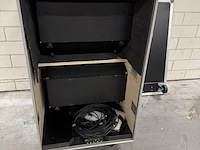 Monitor set in flightcase - afbeelding 9 van  25