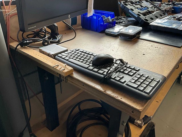 Monitor - afbeelding 2 van  4