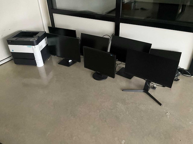 Monitoren en ict toebehoren - afbeelding 1 van  5