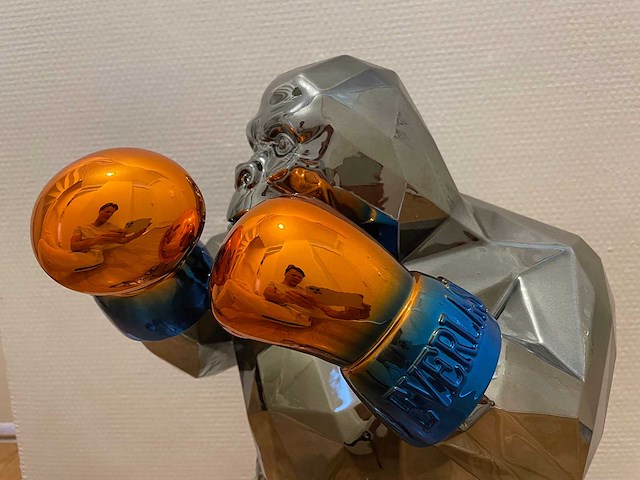 Monkey sculptuur - afbeelding 9 van  10