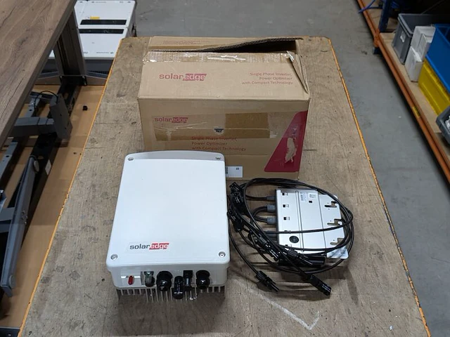 Monofasige fotovoltaïsche omvormer, solaredge, se2000m-rwk01nnn4 - afbeelding 1 van  5