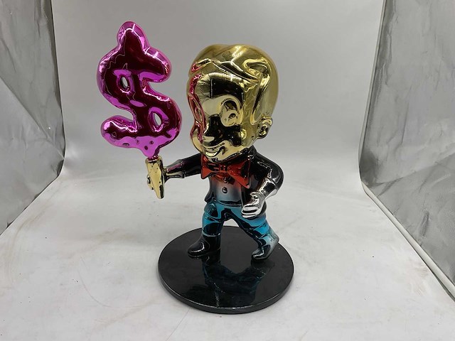 Monopoly sculptuur - afbeelding 1 van  7