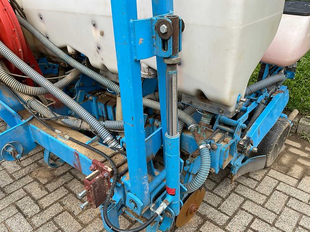 Monosem 6-rijige mais zaaimachine - afbeelding 5 van  14