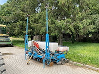 Monosem 6-rijige mais zaaimachine - afbeelding 1 van  11