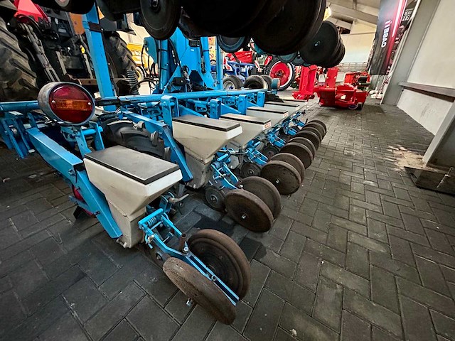 Monosem bietenzaaier meka2000 zaaimachine - afbeelding 8 van  25