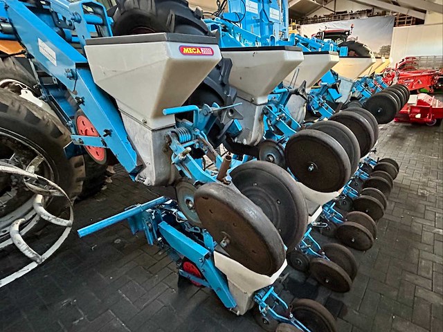 Monosem bietenzaaier meka2000 zaaimachine - afbeelding 10 van  25