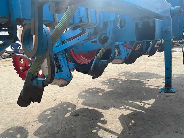 Monosem pnu zaaimachine 6 rijer - afbeelding 5 van  24