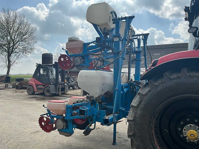 Monosem pnu zaaimachine 6 rijer - afbeelding 21 van  24