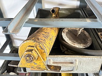 Monroe - tote pan rack met inhoud - afbeelding 8 van  8