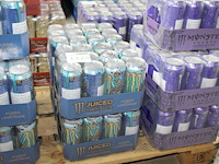 Monster energy aussie lemonade 48 blikken tht 1-2027. bod is inclusief 5,40 euro statiegeldwaarde - afbeelding 1 van  2