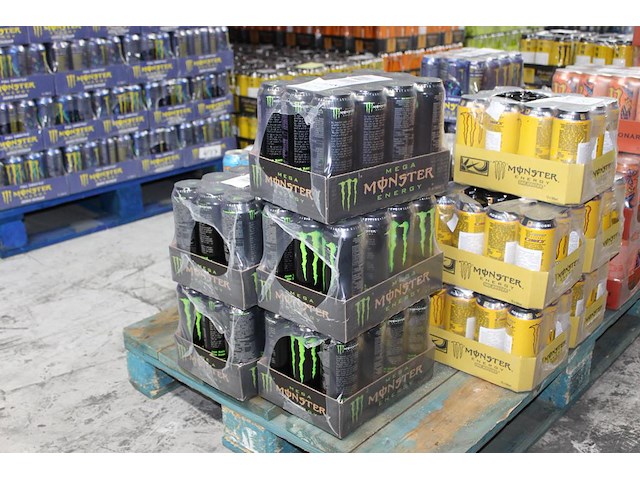 Monster energy mega 60 blikken tht 1-2027. bod is inclusief 9 euro statiegeldwaarde - afbeelding 1 van  2
