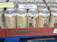 Monster energy pacific punch 264 blikken tht 4-2027. bod is inclusief 39,60 euro statiegeldwaarde - afbeelding 2 van  2
