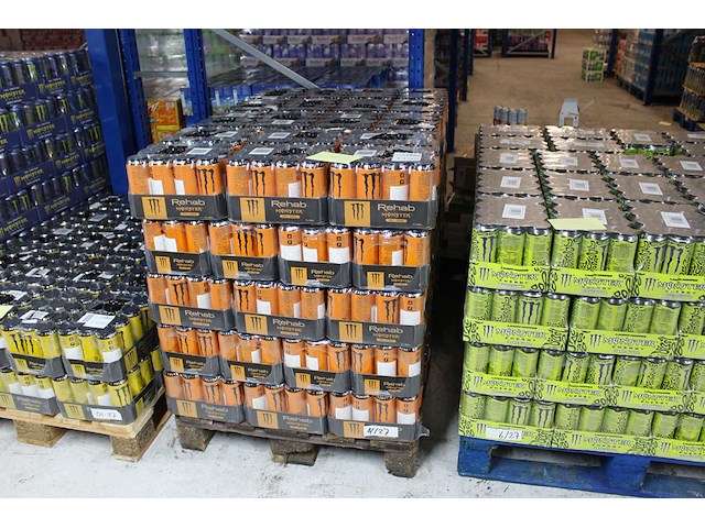 Monster energy rehab 1080 blikken tht 4-2027. bod is inclusief 162,00 euro statiegeldwaarde - afbeelding 1 van  2
