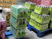 Monster energy rio punch 36 blikken tht 11-2026. bod is inclusief 5,40 euro statiegeldwaarde - afbeelding 1 van  2