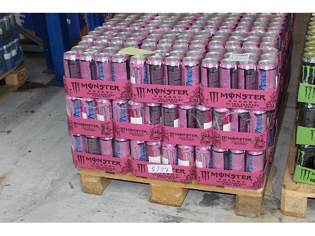 Monster energy ultra fantasy ruby red 648 blikken met tht 5-2027. bod is inclusief 97,20 euro statiegeldwaarde - afbeelding 1 van  2