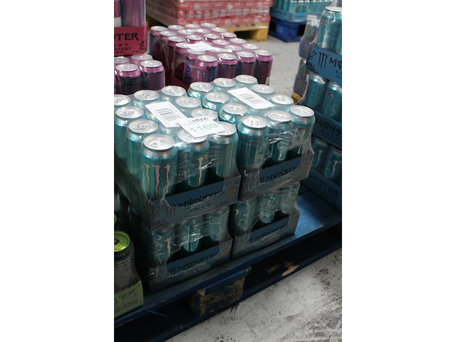 Monster energy ultra fiesta 48 blikken tht 5-2027. bod is inclusief 7,20 euro statiegeldwaarde - afbeelding 2 van  2