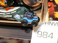 Monster jam mini wagentjes in twee dozen. - afbeelding 2 van  2