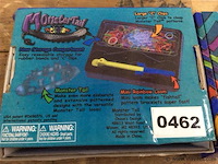 Monster tail - afbeelding 2 van  2