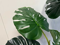 Monstera kunstplant (190cm hoog) - afbeelding 3 van  7