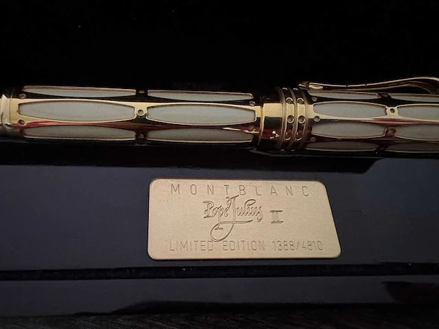 Mont blanc - pope julius ii limited edition 1388/4810 vulpen - afbeelding 7 van  13