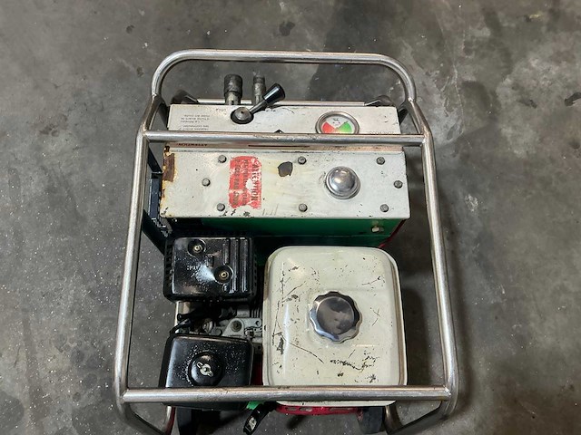 Montabert mini 35 hydraulisch aggregaat - afbeelding 5 van  6