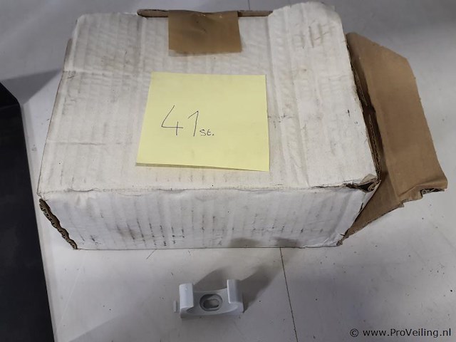 Montagebeugels & klemmen - afbeelding 2 van  2