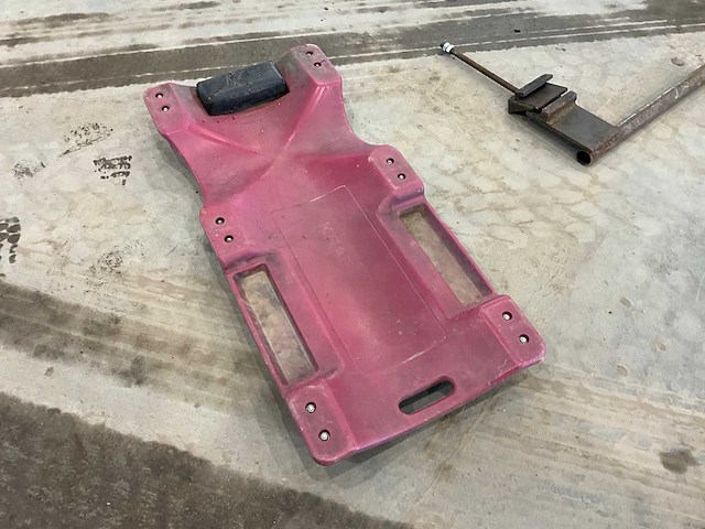 Montagecar - afbeelding 1 van  2