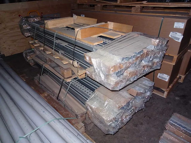 Montageframe tbv spaarpomp (46x) - afbeelding 2 van  3