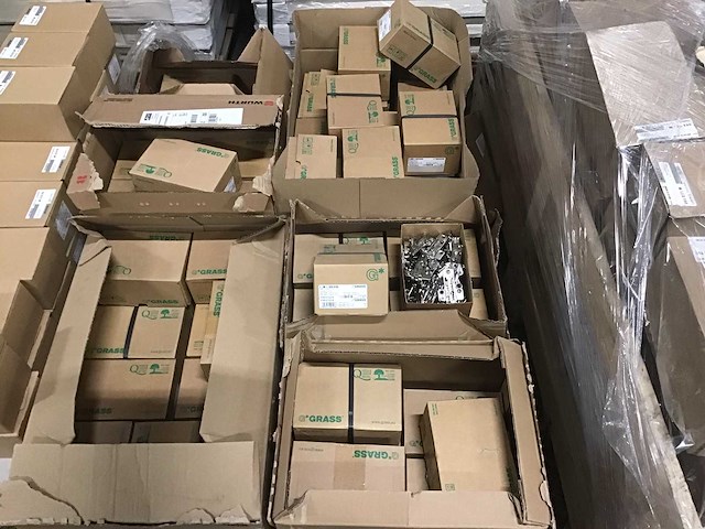 Montageplaat met 3-puntsbevestiging (3.000 stuks) - afbeelding 2 van  3