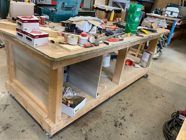 Montagetafel 2450x1100x960mm - afbeelding 2 van  2