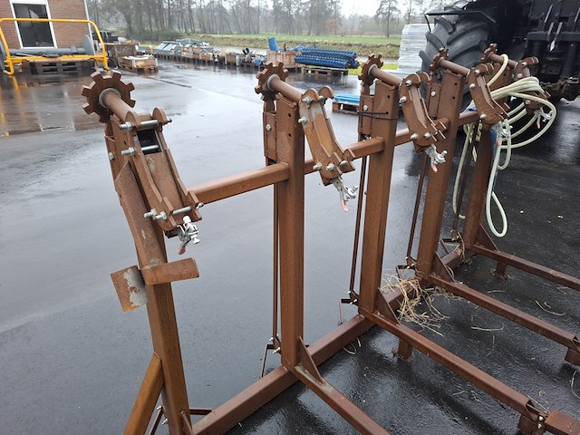 Montagetafel t.b.v. bemesteruitlopen - afbeelding 7 van  8