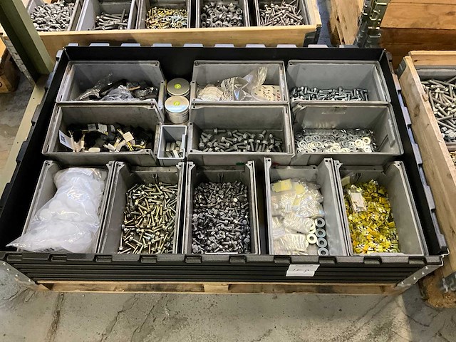 Montagevoorraad - afbeelding 1 van  6