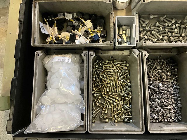 Montagevoorraad - afbeelding 5 van  6