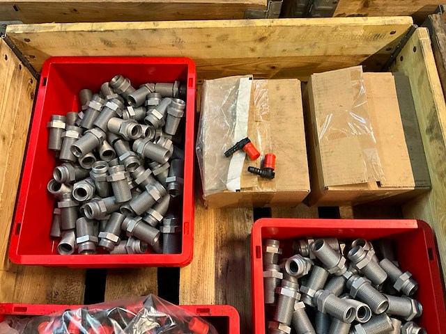 Montagevoorraad - afbeelding 2 van  6