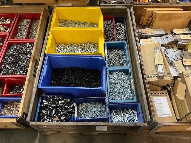 Montagevoorraad - afbeelding 1 van  7