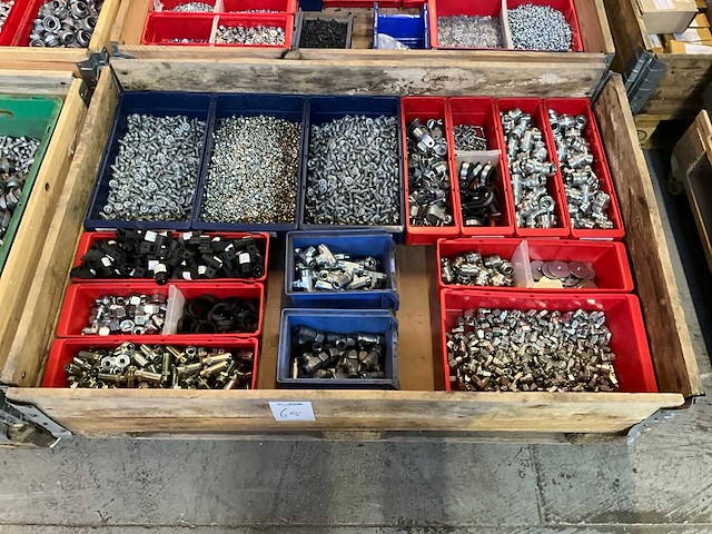 Montagevoorraad - afbeelding 1 van  6